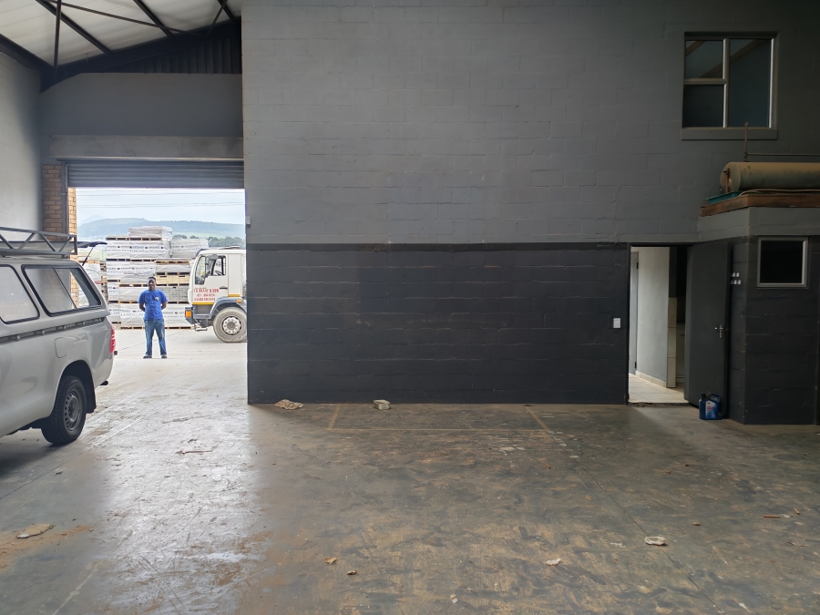 To Let Commercial Property for Rent in Broadlands Western Cape